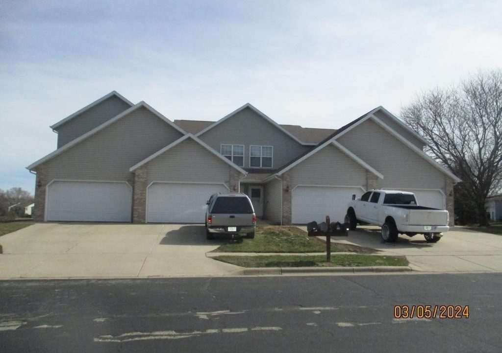 Nygaard Townhomes II - Stoughton, WI